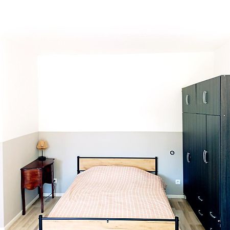 Gite Au Calme De La Campagne, Jardin, Billard, Parking Ecury-sur-Coole Ngoại thất bức ảnh